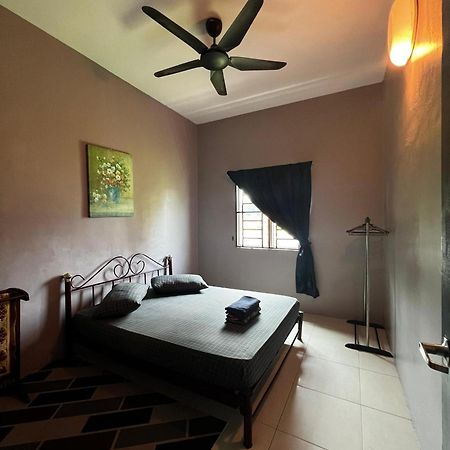 Taiping Homestay Husna Afina Εξωτερικό φωτογραφία