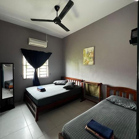 Taiping Homestay Husna Afina Εξωτερικό φωτογραφία