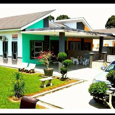 Taiping Homestay Husna Afina Εξωτερικό φωτογραφία