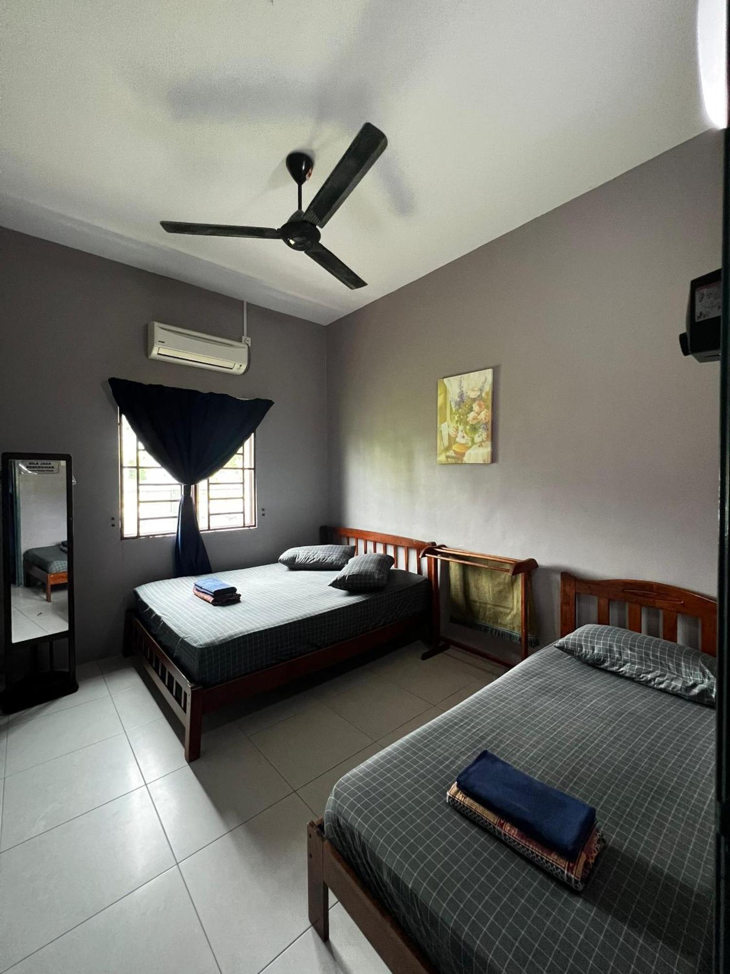 Taiping Homestay Husna Afina Εξωτερικό φωτογραφία